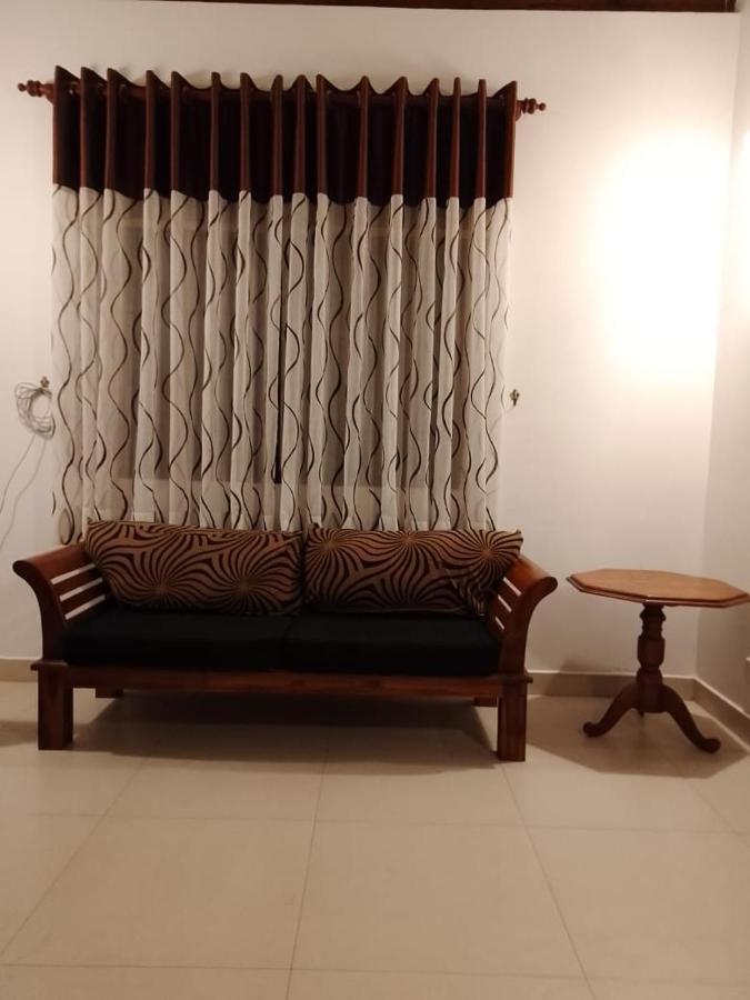 Villa Hilltop By Yehansa With Unlimited Fiber Wifi Hikkaduwa Kültér fotó
