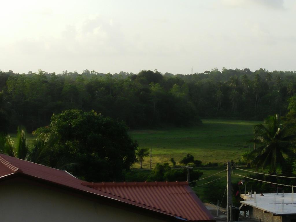 Villa Hilltop By Yehansa With Unlimited Fiber Wifi Hikkaduwa Kültér fotó